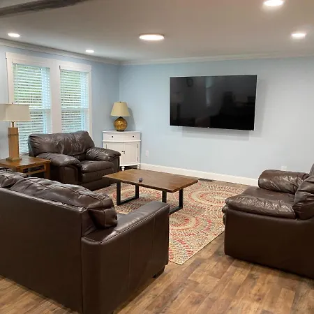 1St Class Rentals The Thurman Munson House